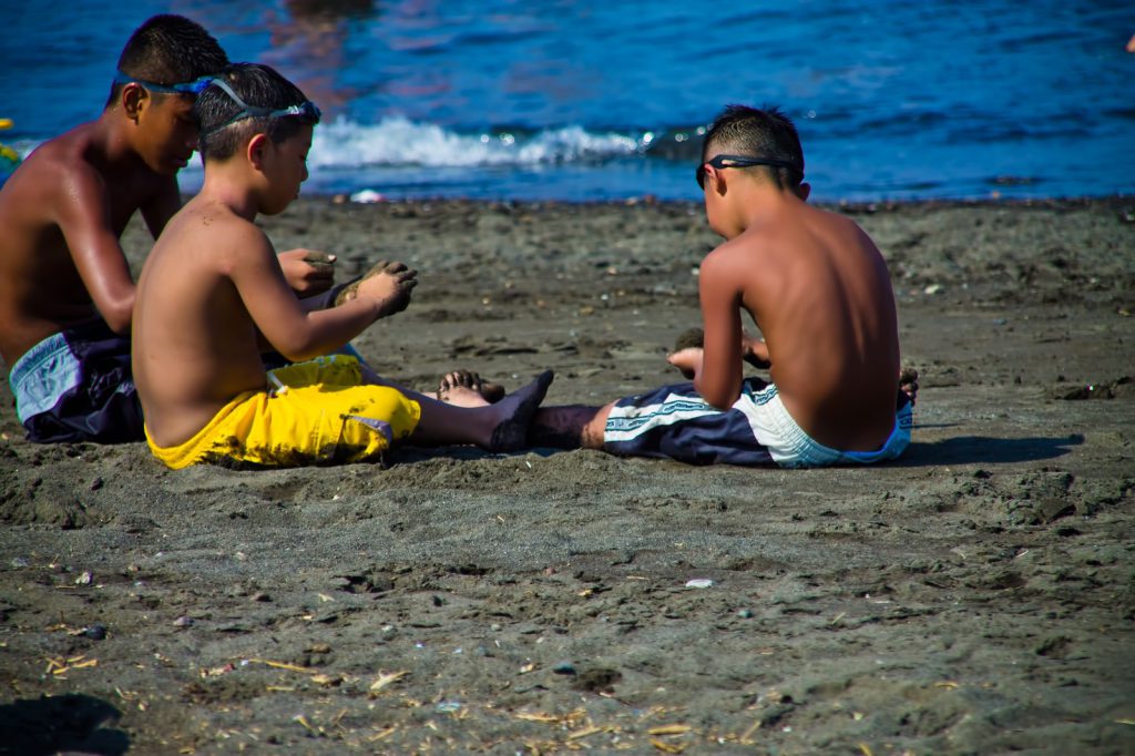 海辺の３兄弟